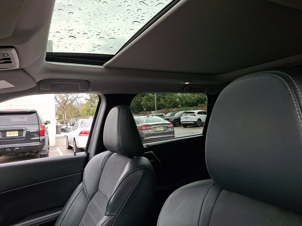 Used 2024 Mitsubishi Outlander 4WD Plug-In Hybrid image 24