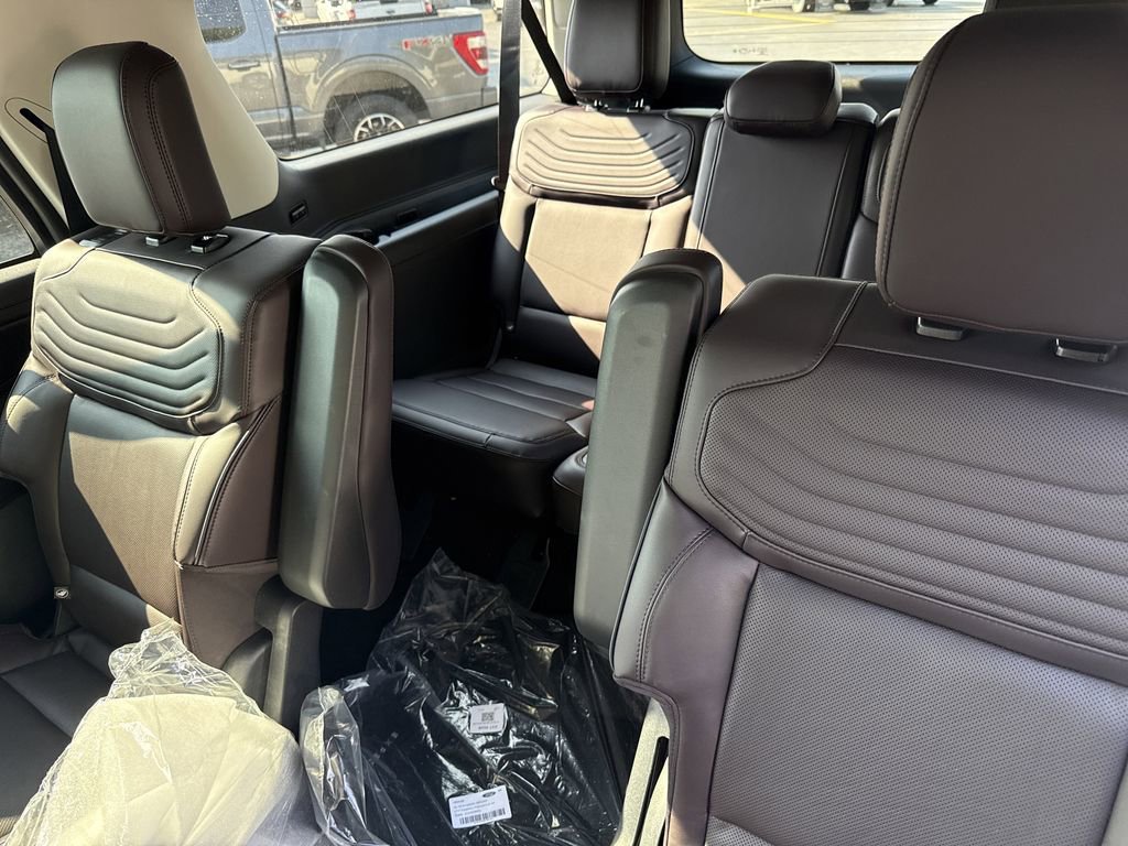 New 2025 Ford Expedition Max Platinum w/ Platinum Ultimate Package image 14