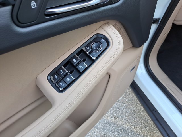 New 2026 Porsche Macan image 27