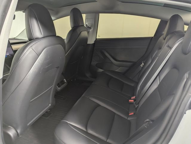 Used 2022 Tesla Model 3 Performance AWD/4WD image 24