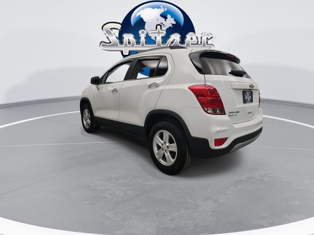 Used 2018 Chevrolet Trax LT w/ LT Convenience Package image 9