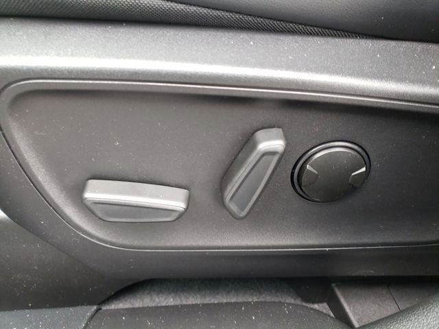 New 2026 Ford Escape ST-Line Select w/ Tech Pack #1 image 17