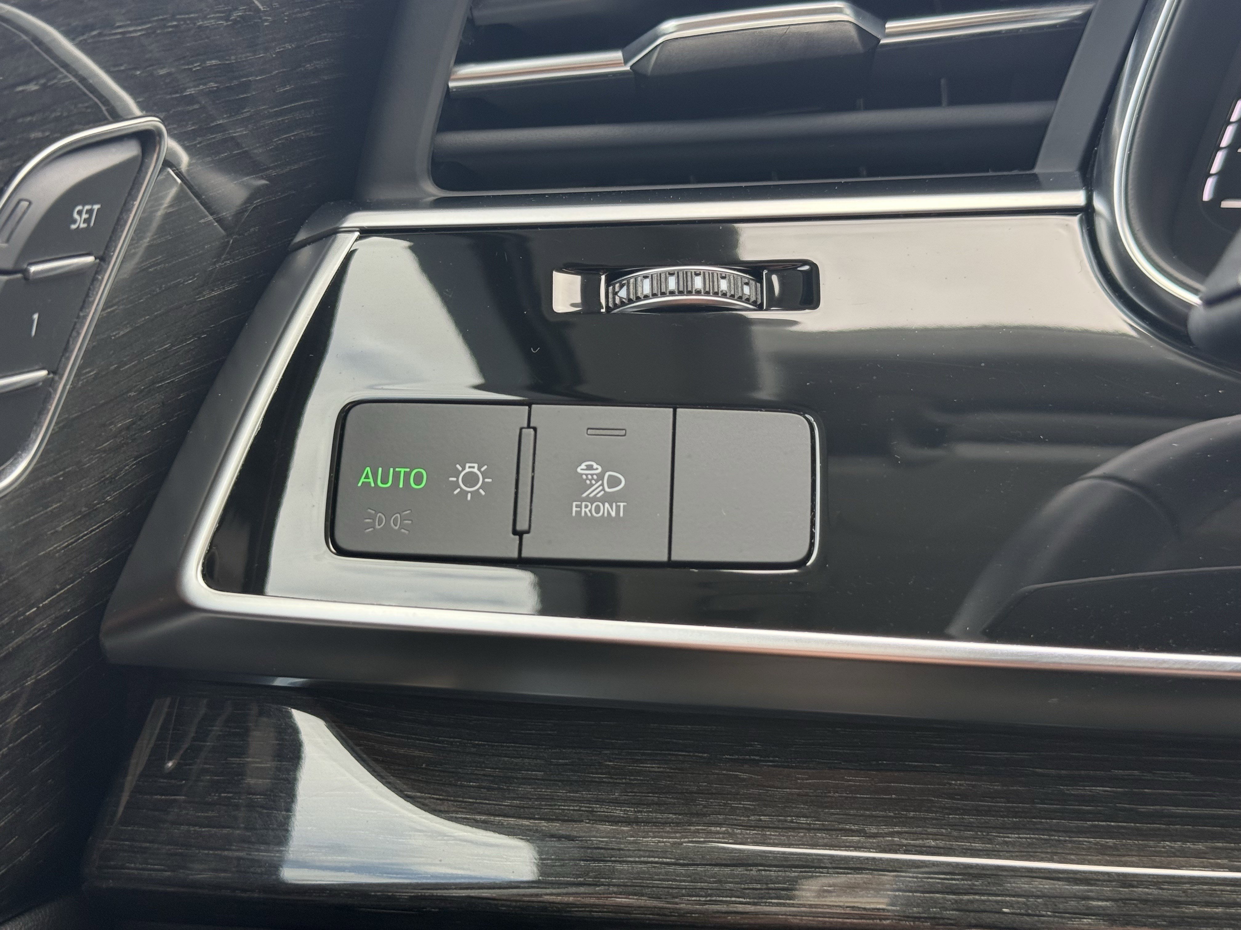 Used 2025 Audi Q7 3.0T Premium Plus AWD/4WD image 25