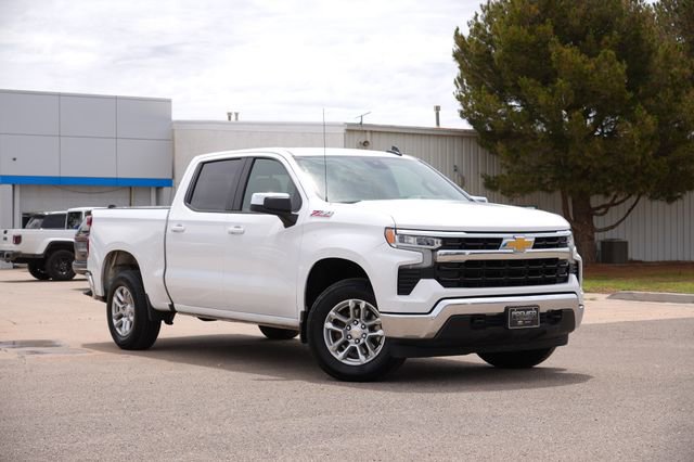 Used 2025 Chevrolet Silverado 1500 LT w/ Z71 Off-Road Package AWD/4WD image 1