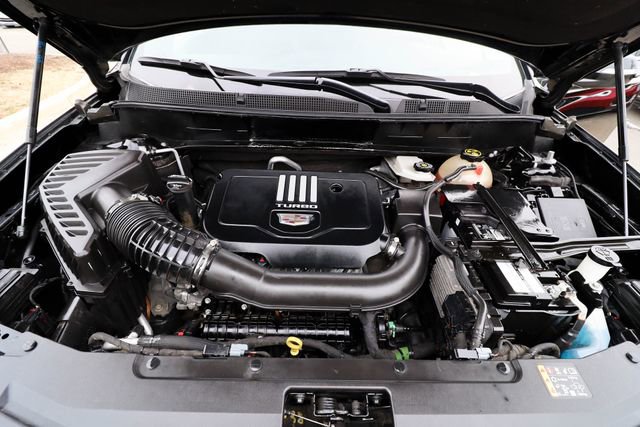 Used 2023 Cadillac XT6 Luxury image 25