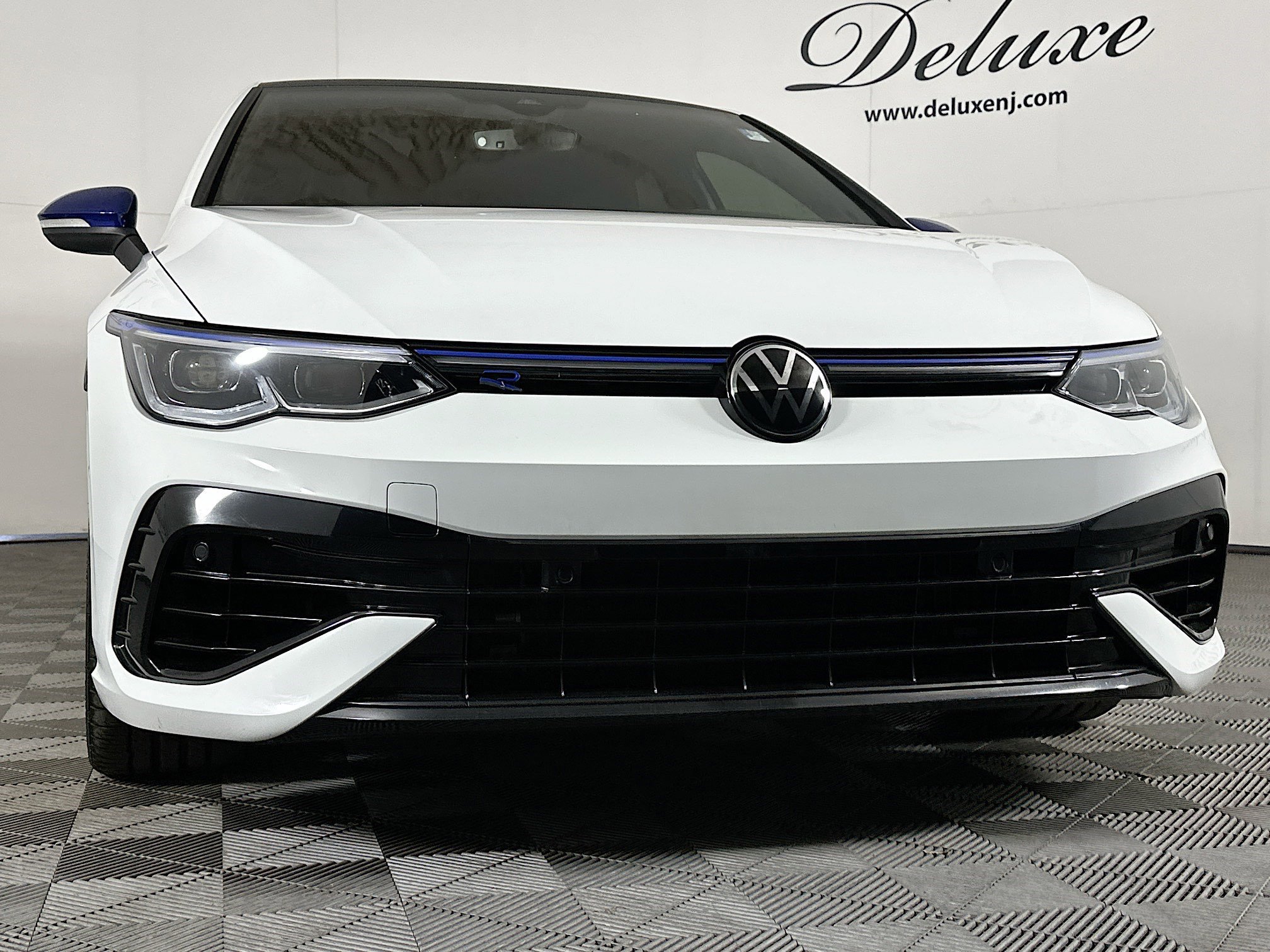 Used 2023 Volkswagen Golf 20th Anniversary Edition image 30