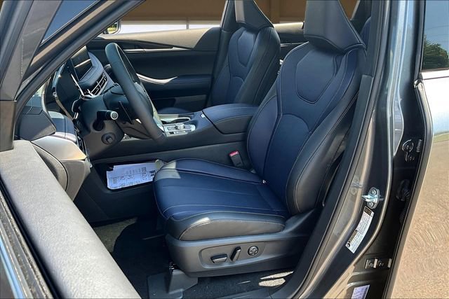 Used 2026 INFINITI QX60 Sport w/ Dark Cargo Package image 25