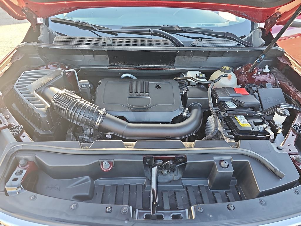 Certified 2023 GMC Acadia SLE w/ Driver Convenience Package image 36