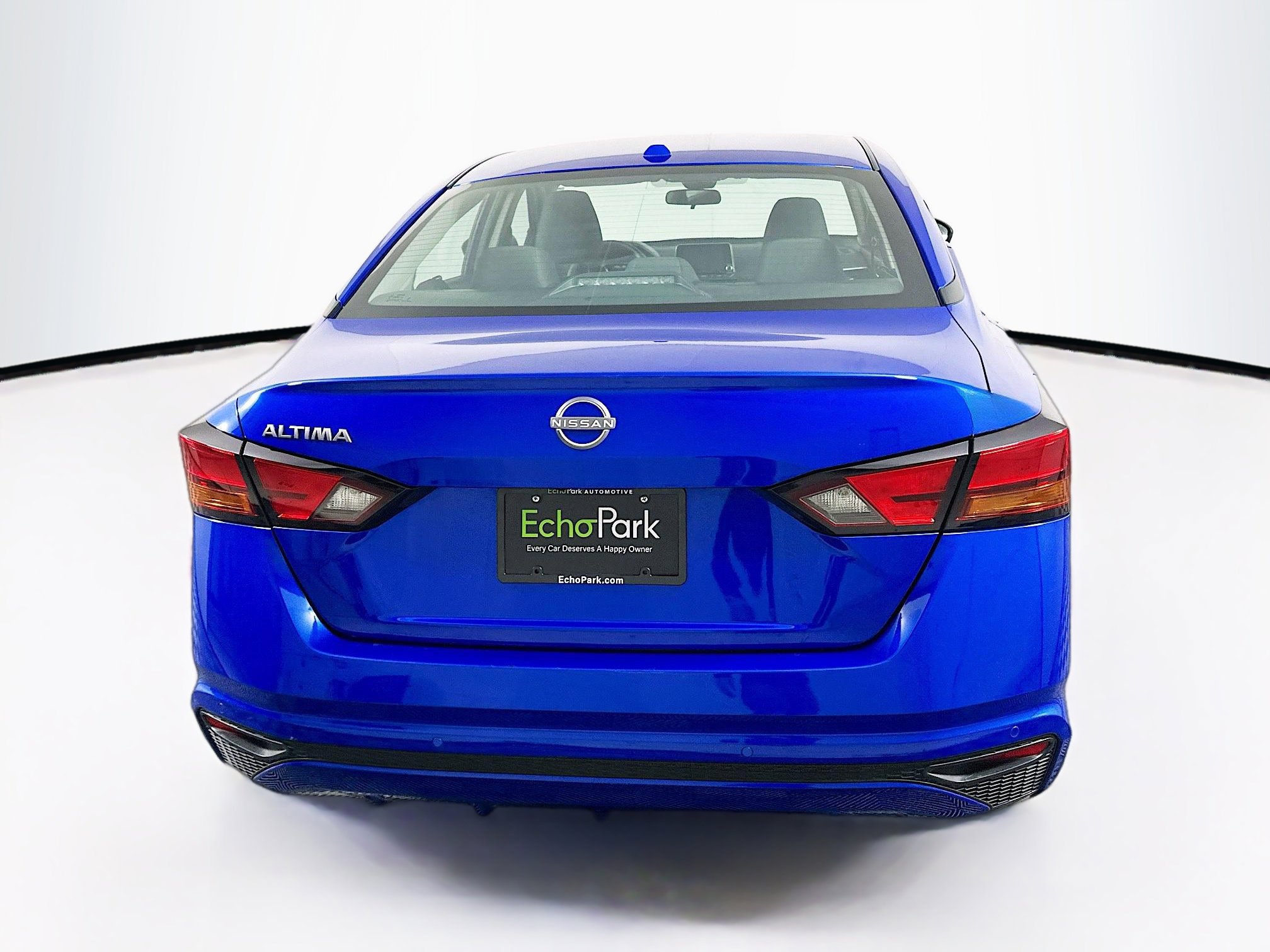 Used 2025 Nissan Altima 2.5 SV FWD image 7