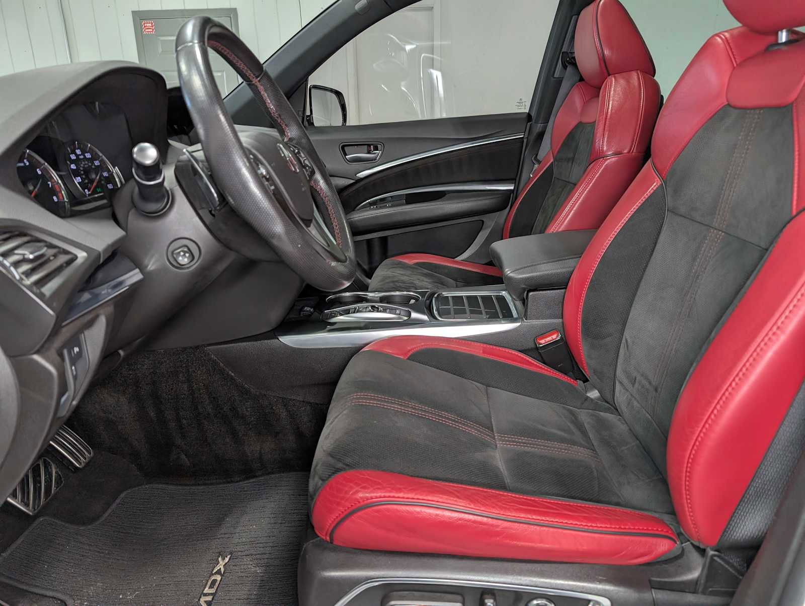 Used 2019 Acura MDX A-Spec image 4