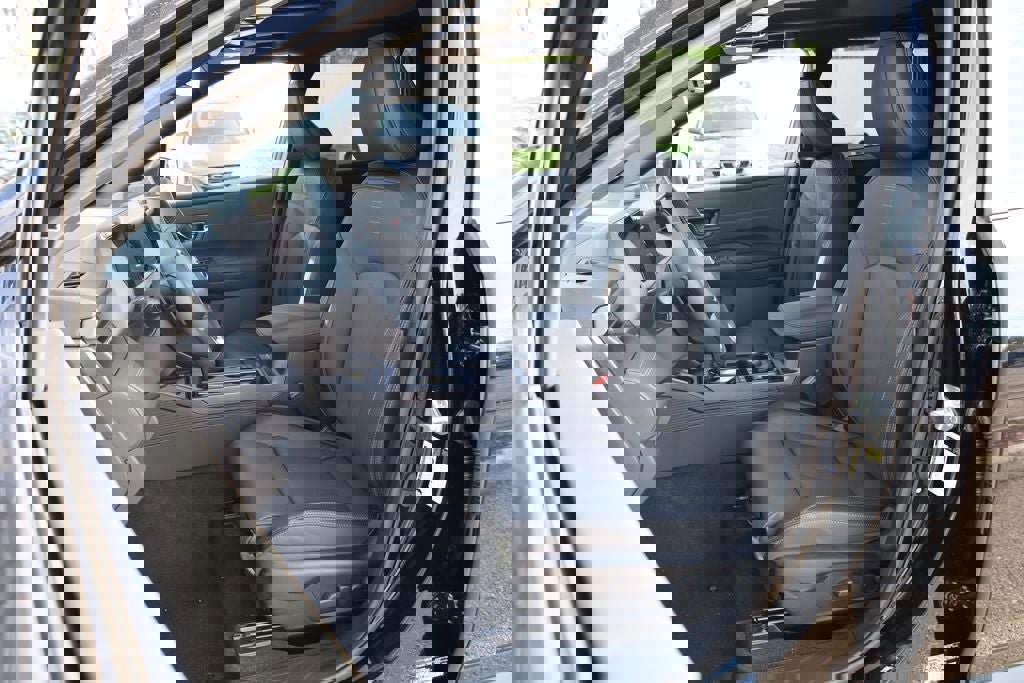 New 2026 Subaru Outback Touring XT image 7