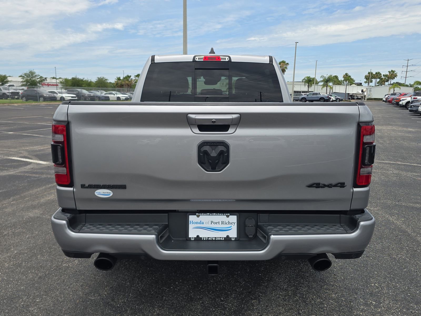 Used 2021 RAM 1500 Laramie AWD/4WD image 4