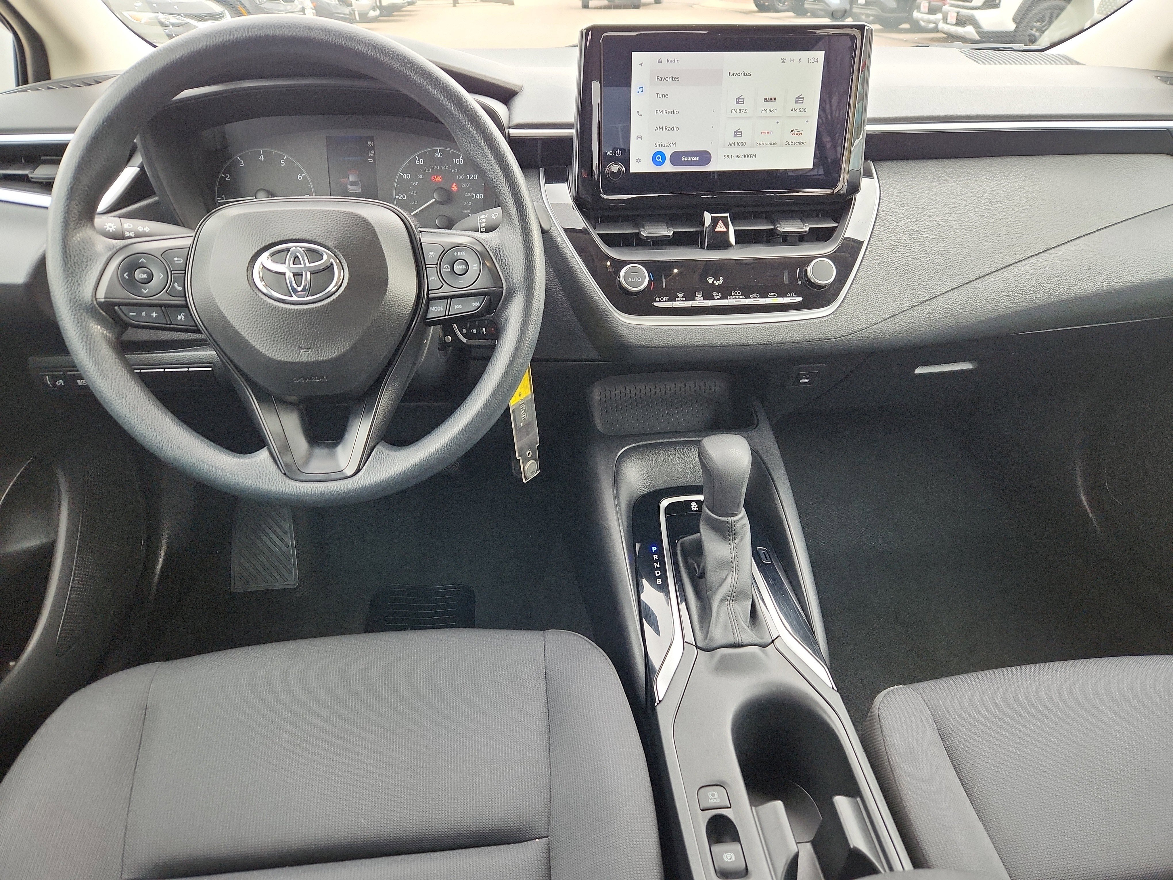 Used 2024 Toyota Corolla LE image 9