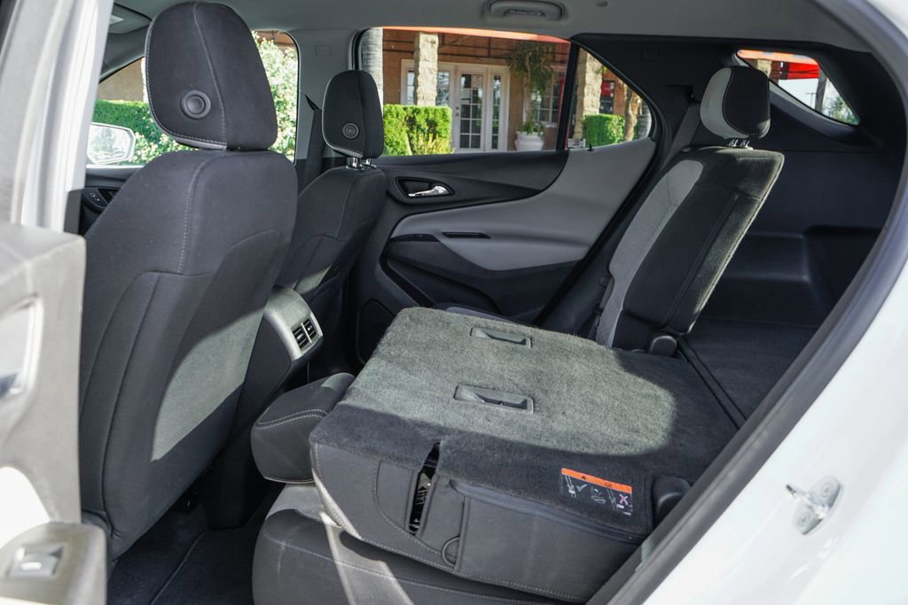 Used 2022 Chevrolet Equinox LS w/ LS Convenience Package FWD image 33