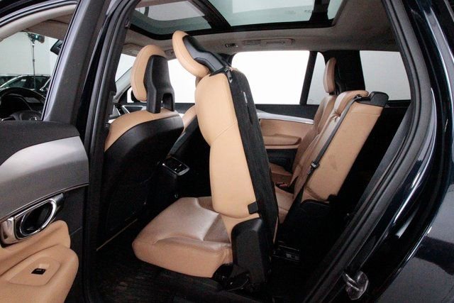 Used 2016 Volvo XC90 T6 Momentum image 21