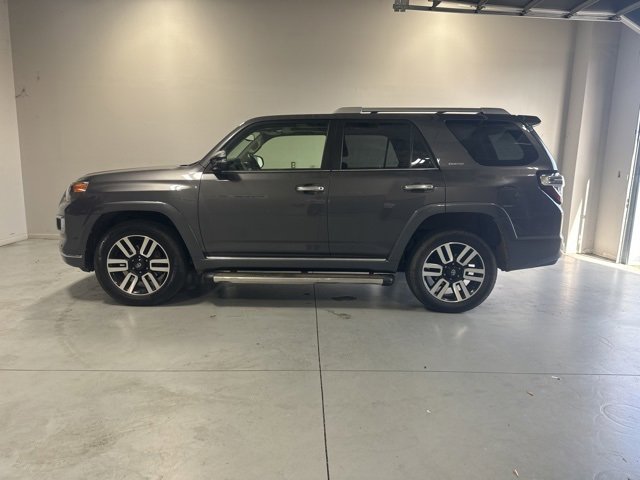 Used 2016 Toyota 4Runner Limited image 10