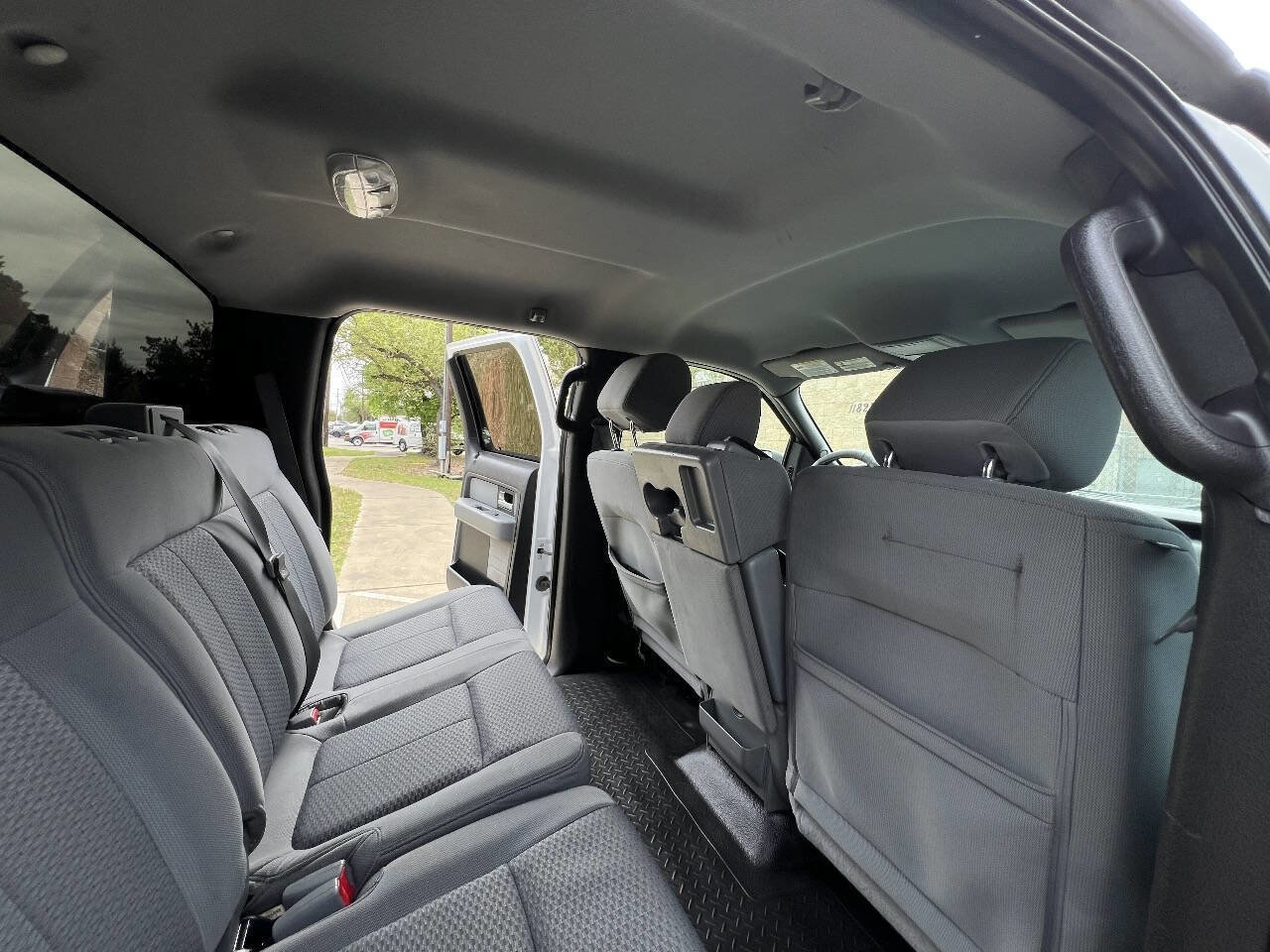 Used 2013 Ford F150 XLT w/ Trailer Tow Pkg image 29