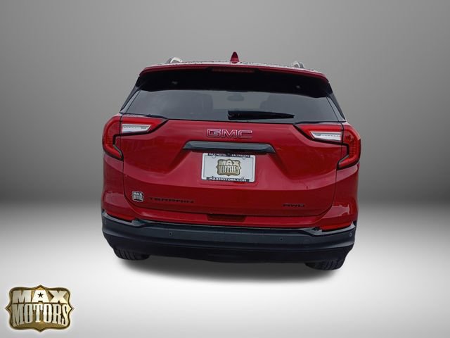 Used 2024 GMC Terrain SLT w/ Elevation Edition AWD/4WD image 8