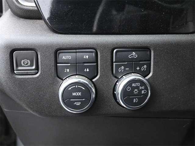 Used 2023 GMC Sierra 1500 Elevation image 16