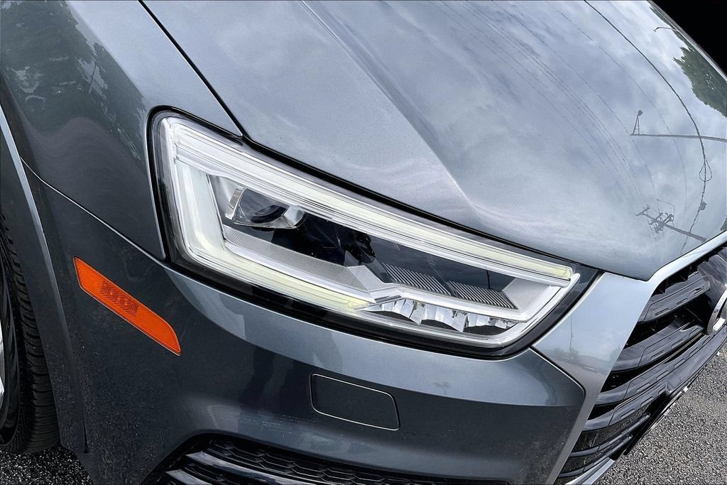 Used 2016 Audi Q3 2.0T Prestige w/ Prestige Package AWD/4WD image 32