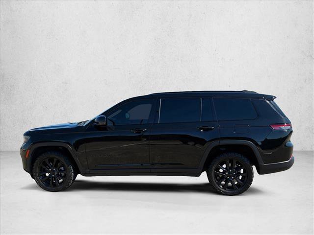 Used 2024 Jeep Grand Cherokee L Altitude AWD/4WD image 9