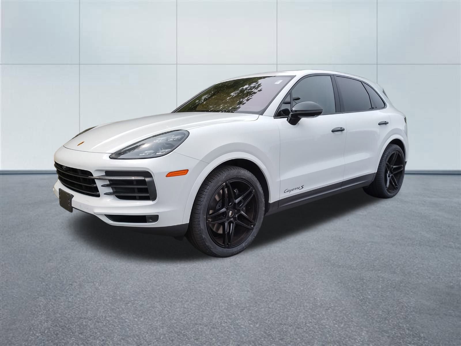 Used 2022 Porsche Cayenne S Platinum image 1