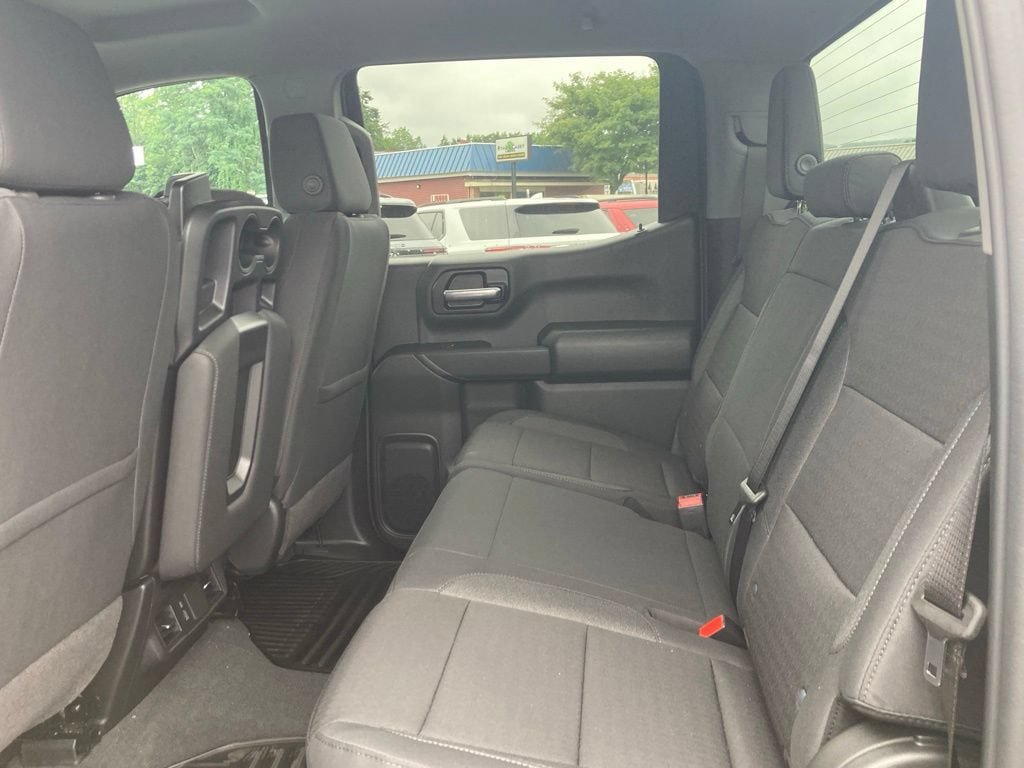 New 2026 Chevrolet Silverado 1500 Custom w/ Turbomax Blackout Package AWD/4WD image 18