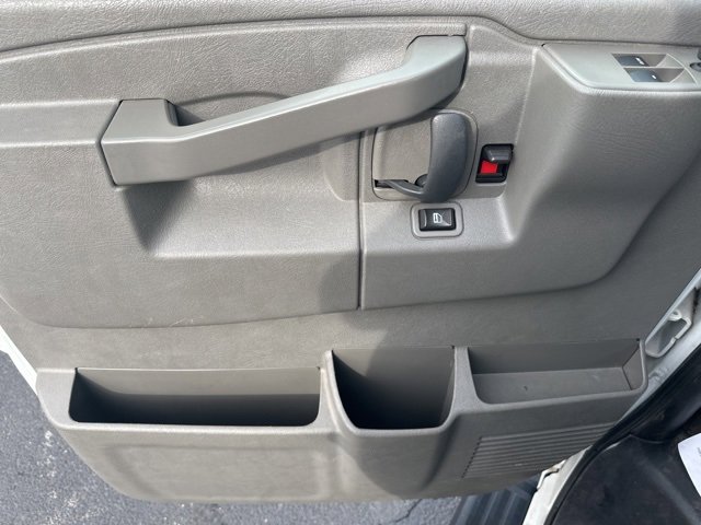 Used 2016 Chevrolet Express 3500 LT w/ LT Preferred Equipment Group image 11