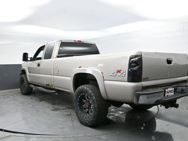 Used 2006 Chevrolet Silverado 3500 LT w/ Heavy-Duty Power Package AWD/4WD image 10
