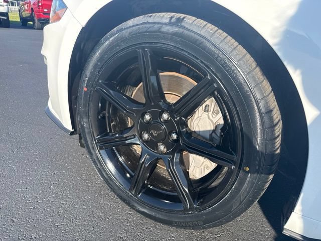 Used 2020 Ford Mustang GT Premium w/ Black Accent Package RWD image 11