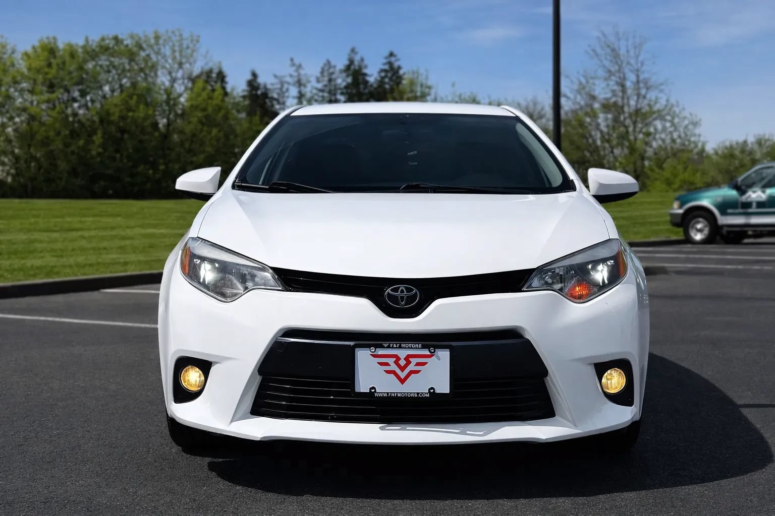 Used 2016 Toyota Corolla LE FWD image 7