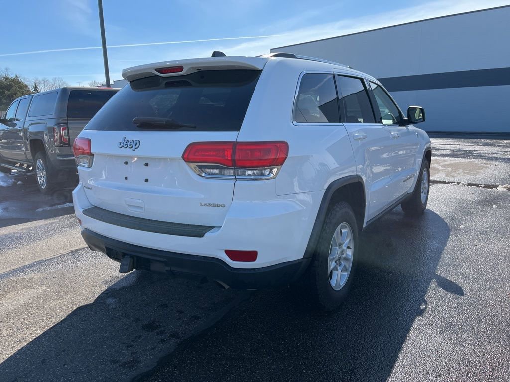 Used 2016 Jeep Grand Cherokee Laredo w/ Quick Order Package 23E image 4