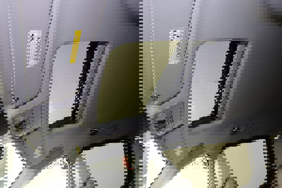 Used 2023 Honda Odyssey EX-L image 13