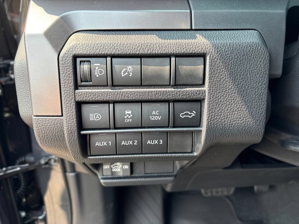 Used 2026 Toyota Tacoma 4x4 Double Cab image 19