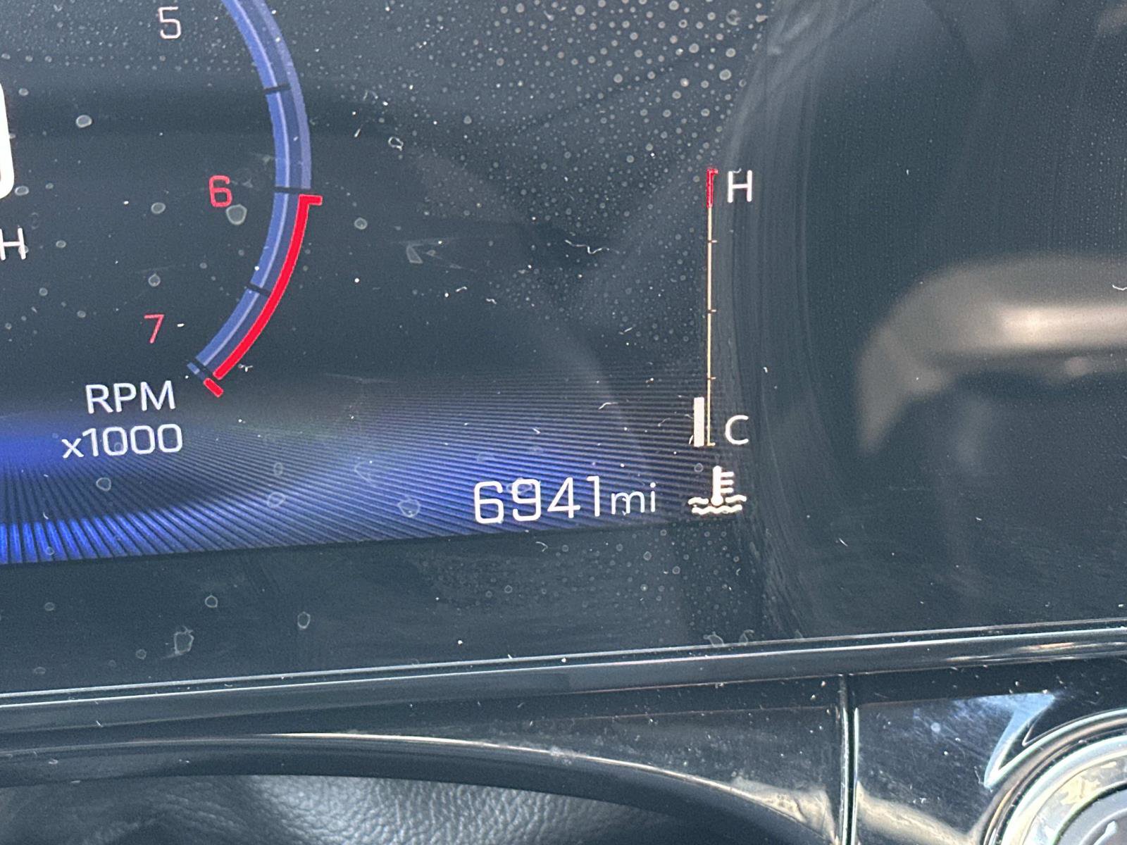 Certified 2025 Chevrolet Trax RS w/ Sunroof Package image 20