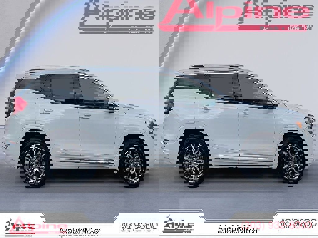 Used 2024 GMC Terrain Denali image 6