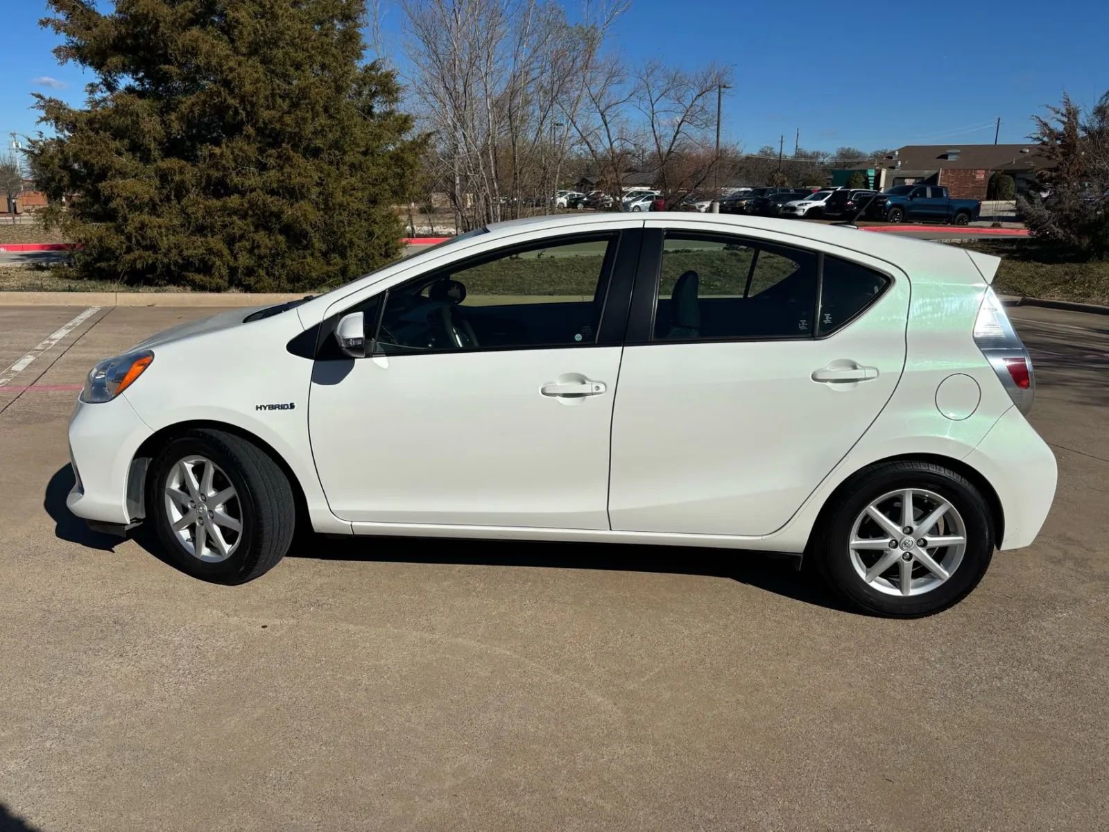 Used 2012 Toyota Prius C Three FWD image 9