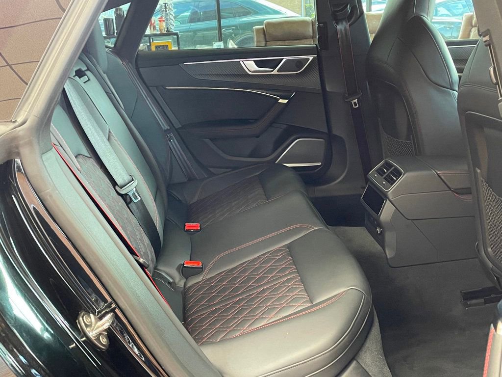 Used 2025 Audi S7 Prestige w/ Prestige Package AWD/4WD image 28