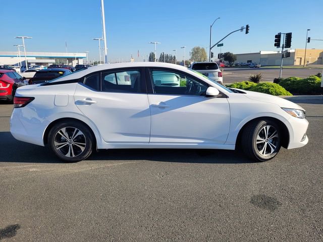 Used 2022 Nissan Sentra SV image 3