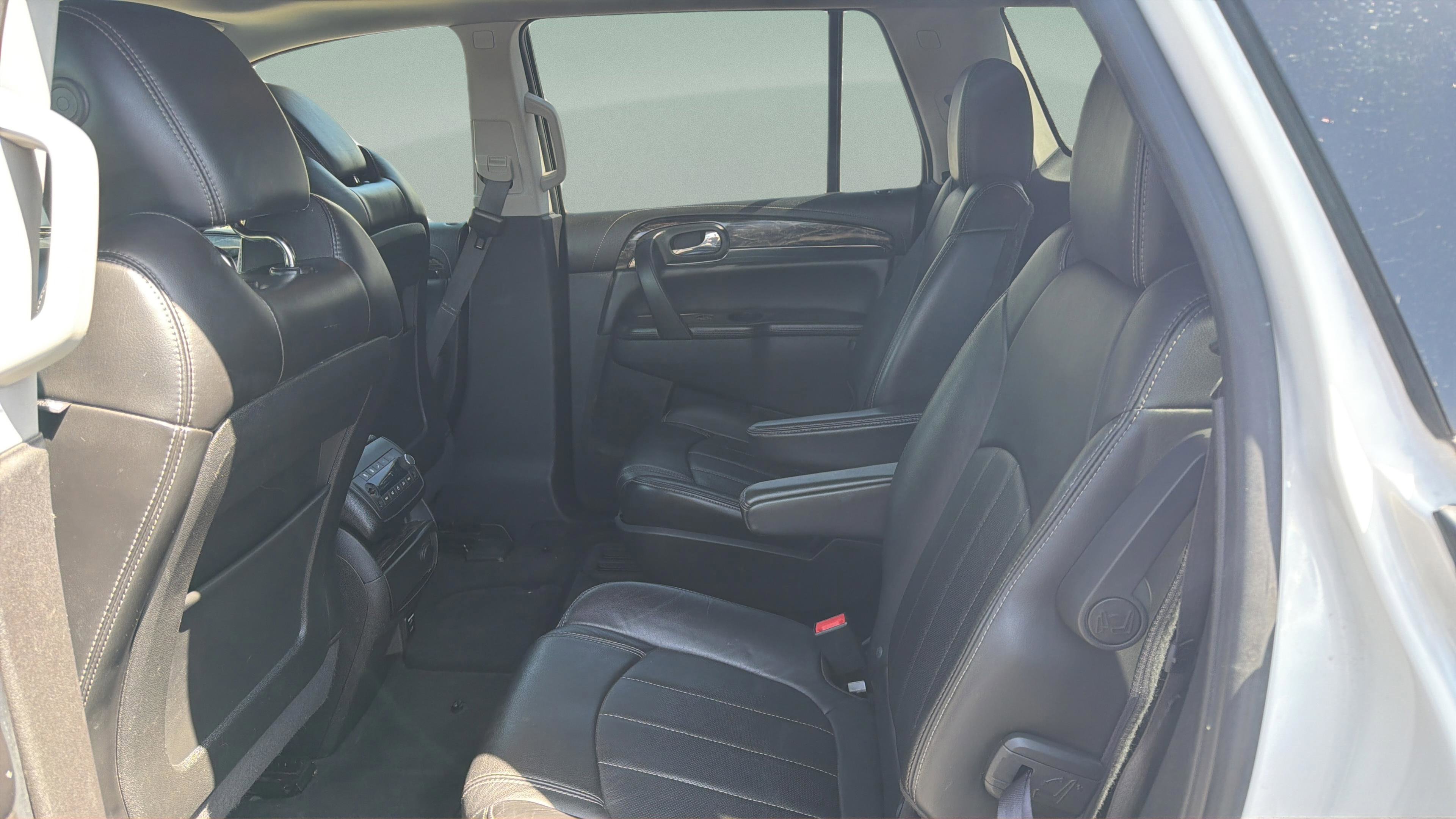 Used 2014 Buick Enclave Leather w/ Trailering Provision Package image 16