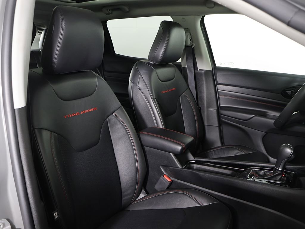 Used 2022 Jeep Compass Trailhawk w/ Sun and Sound Group image 27