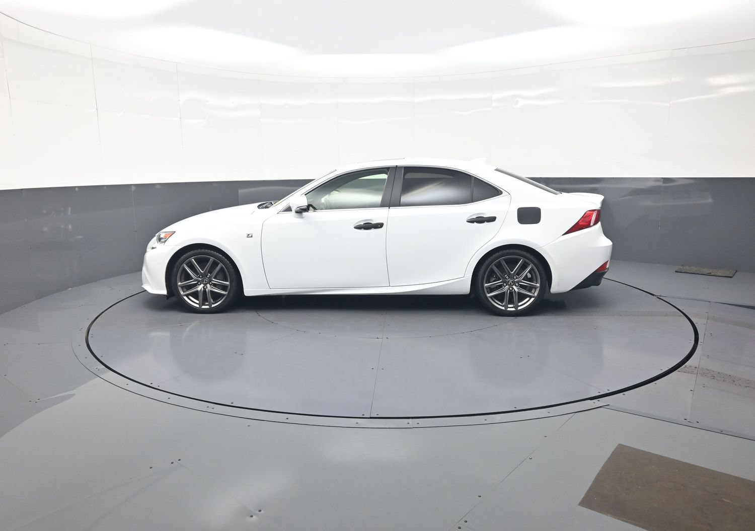 Used 2016 Lexus IS 200t RWD image 6