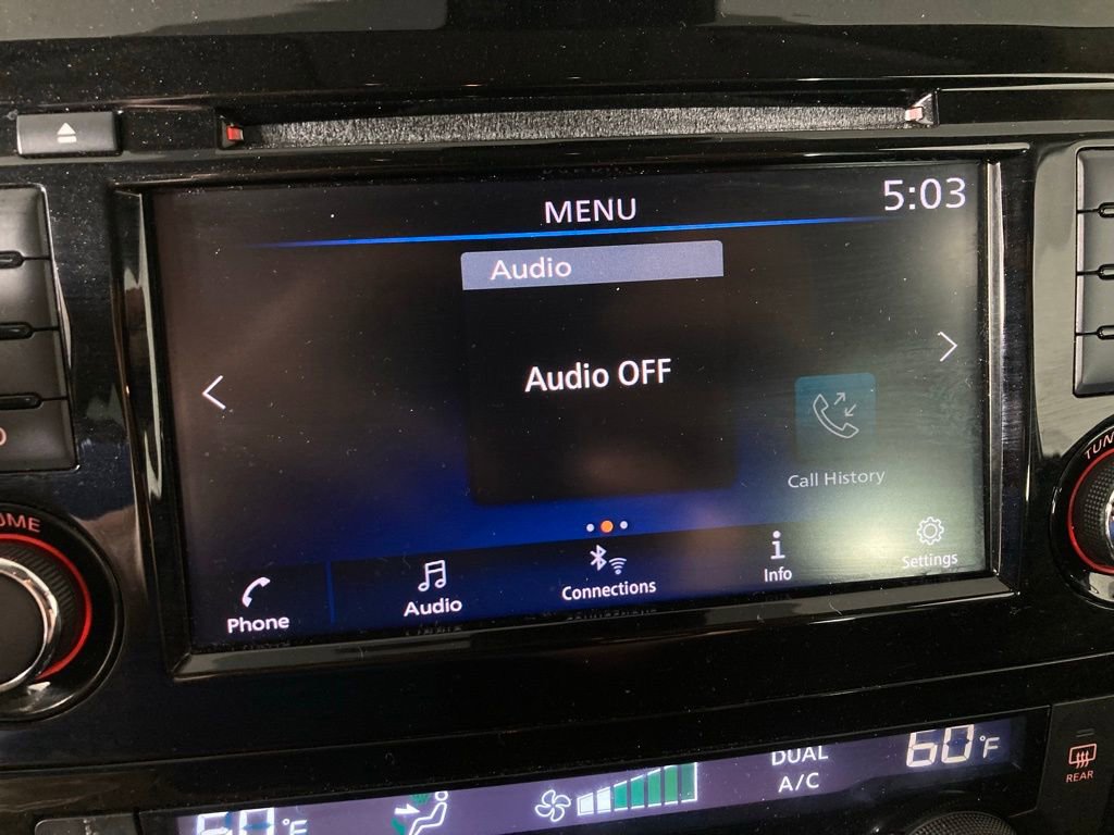 Used 2019 Nissan Rogue SV video 3