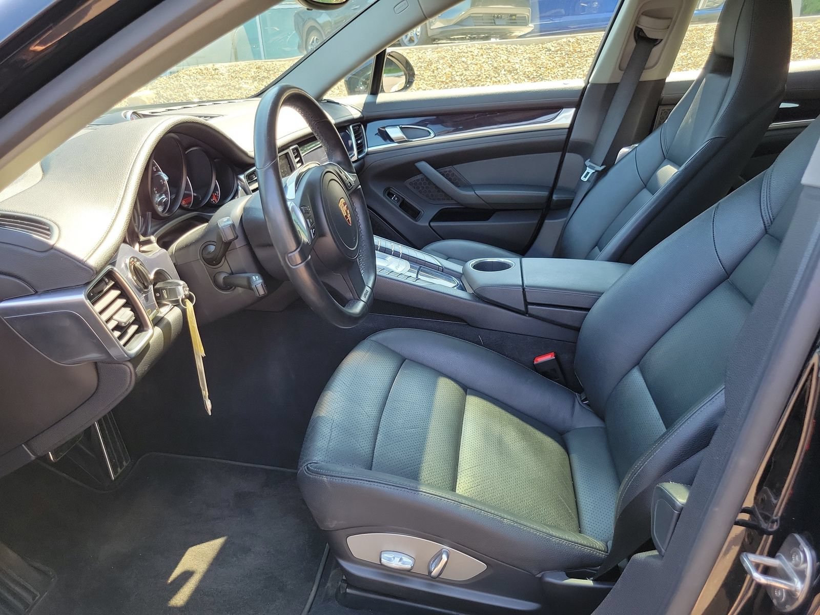 Used 2012 Porsche Panamera 4 AWD/4WD image 9