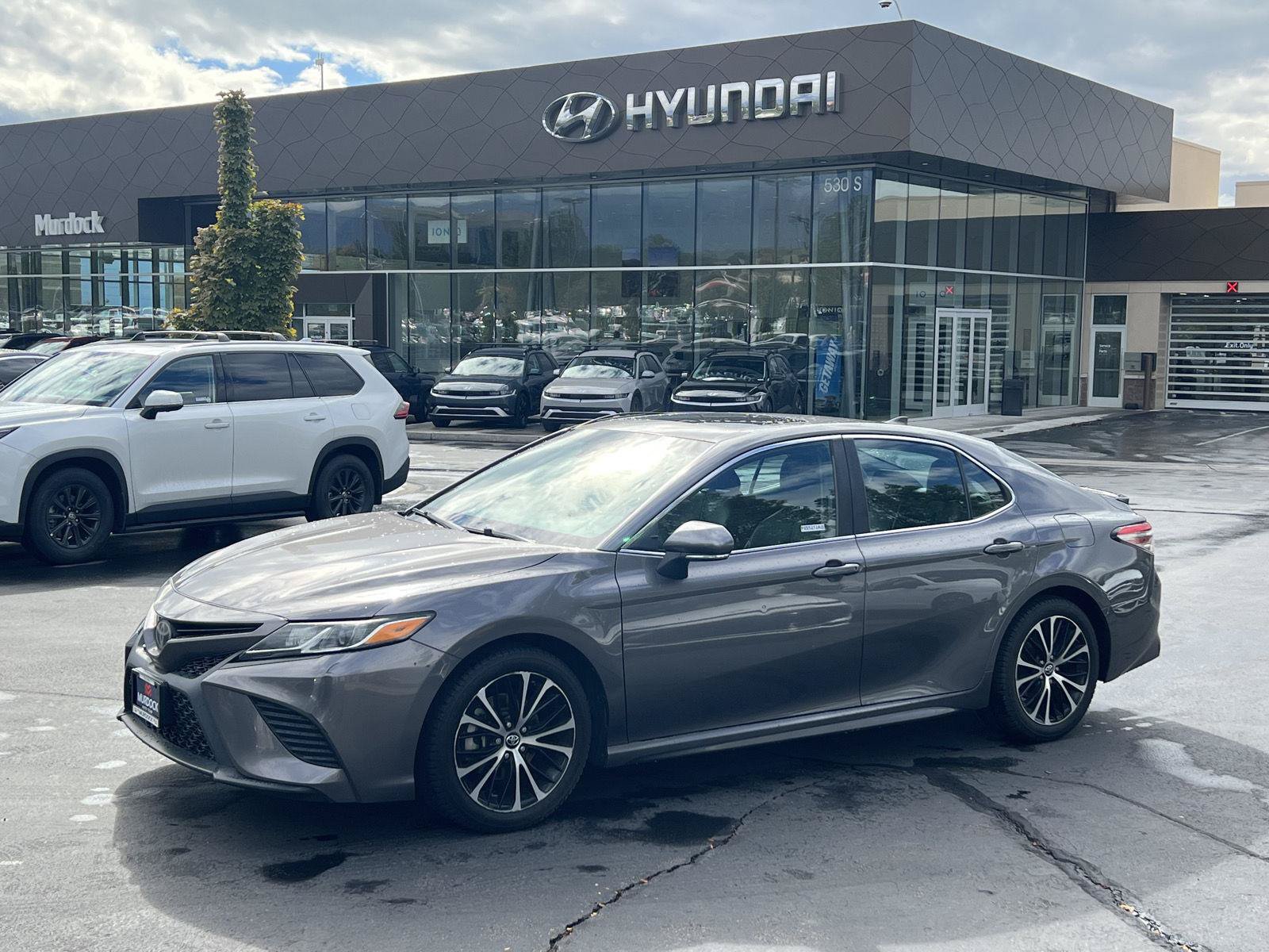 Used 2019 Toyota Camry SE w/ Audio Package