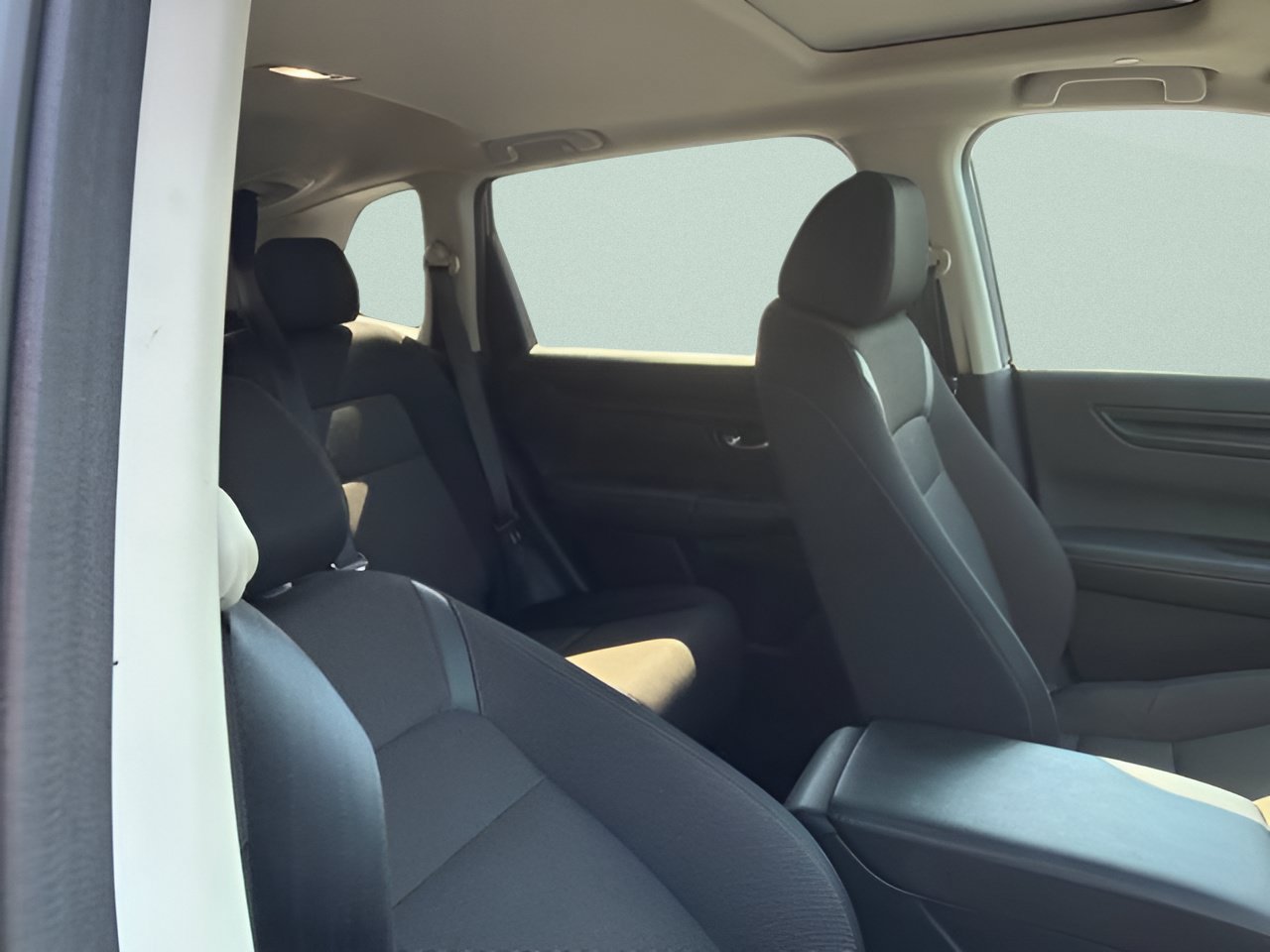 Used 2024 Honda CR-V EX image 6
