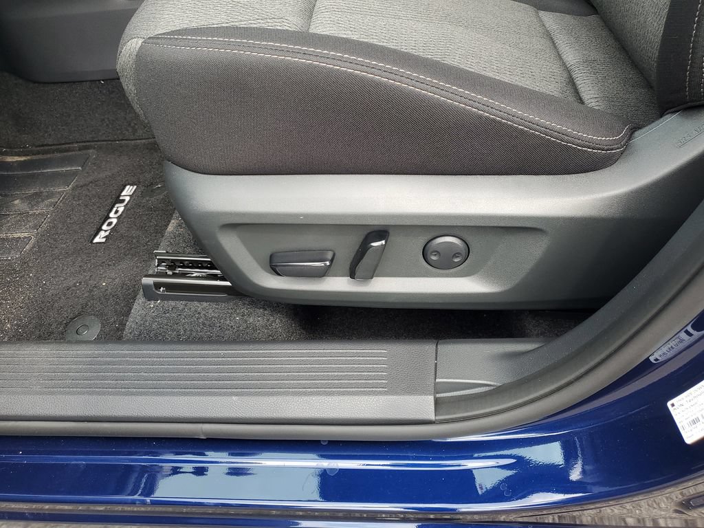 New 2026 Nissan Rogue SV FWD image 21