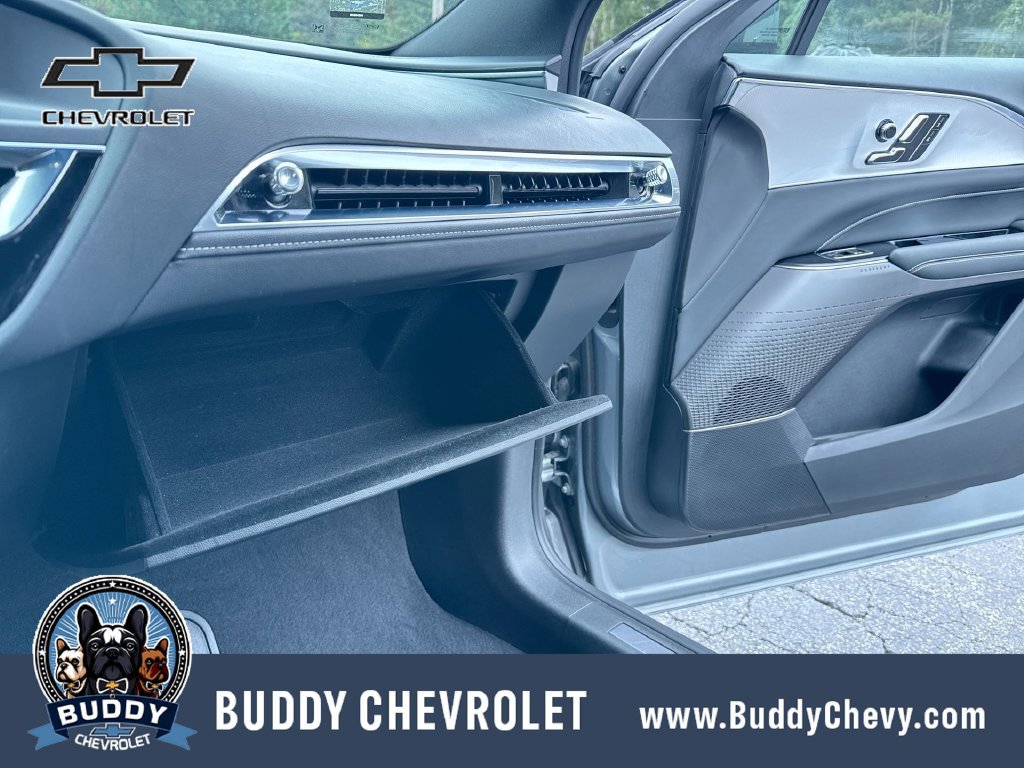 Used 2024 Cadillac Lyriq Tech RWD image 36
