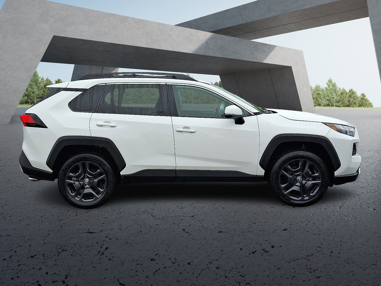 Used 2024 Toyota RAV4 Adventure image 7