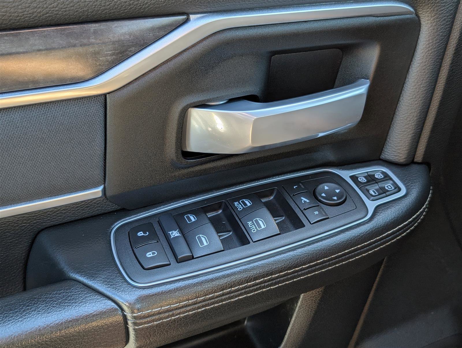 Used 2024 RAM 2500 Big Horn image 18